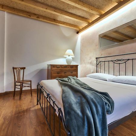 Casa “La Contrada” Villa Варена Екстериор снимка
